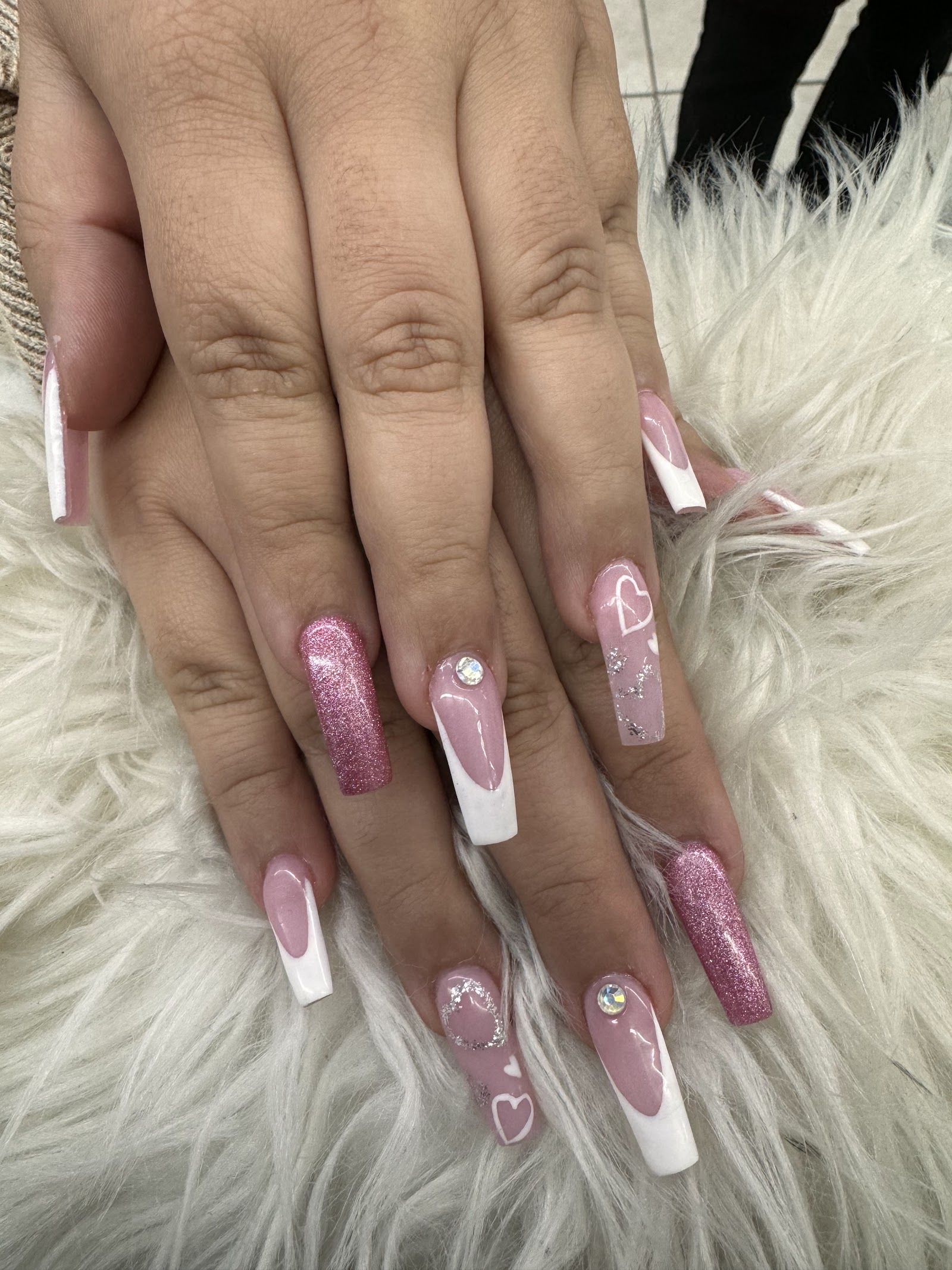TL Hi-Tech Nails nail photo 1