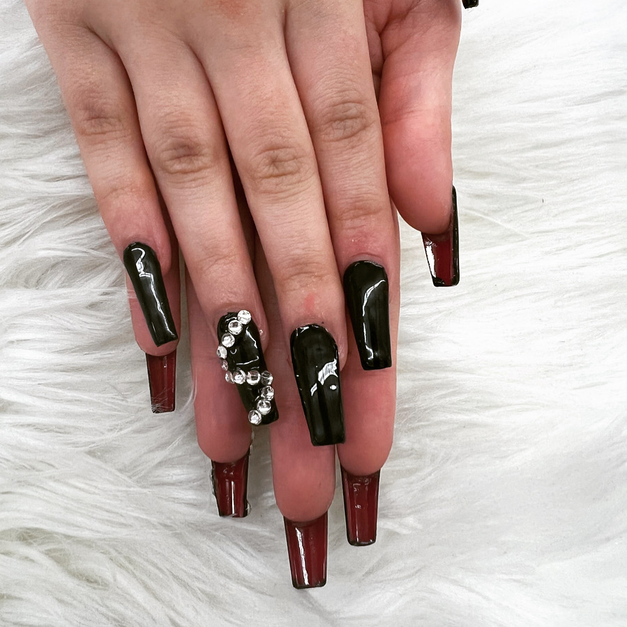 TL Hi-Tech Nails nail photo 4